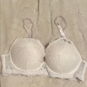 Kathy Ireland White Lace Bra
